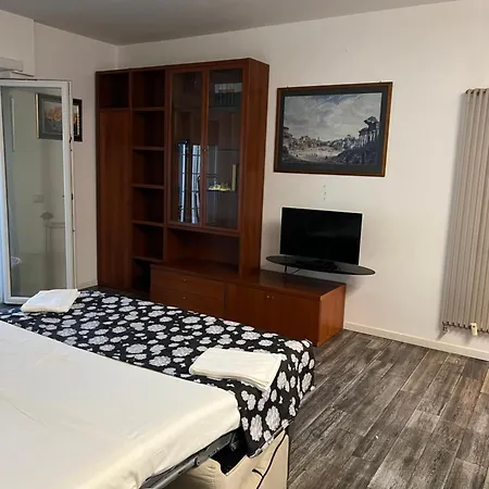 Appartamento Zona Torrino Rome Exterior photo